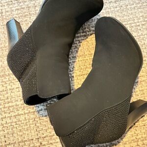 Chic Black Studded Ankle Booties